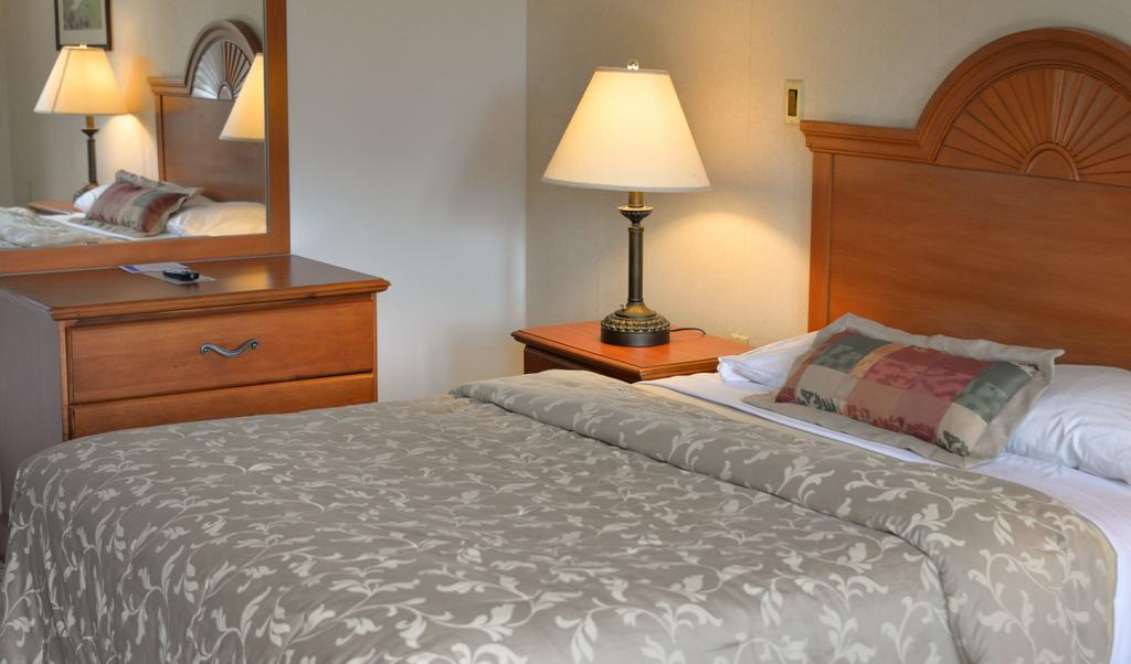 Lake Crest Inn Lake George Kültér fotó